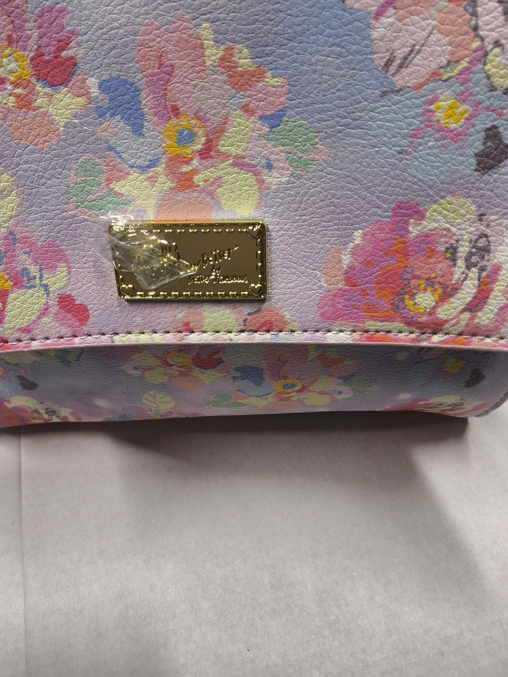NWOT Betsey Johnson Floral Pastel Crossbody Bag - Pink Multicolor - Picture 4 of 9